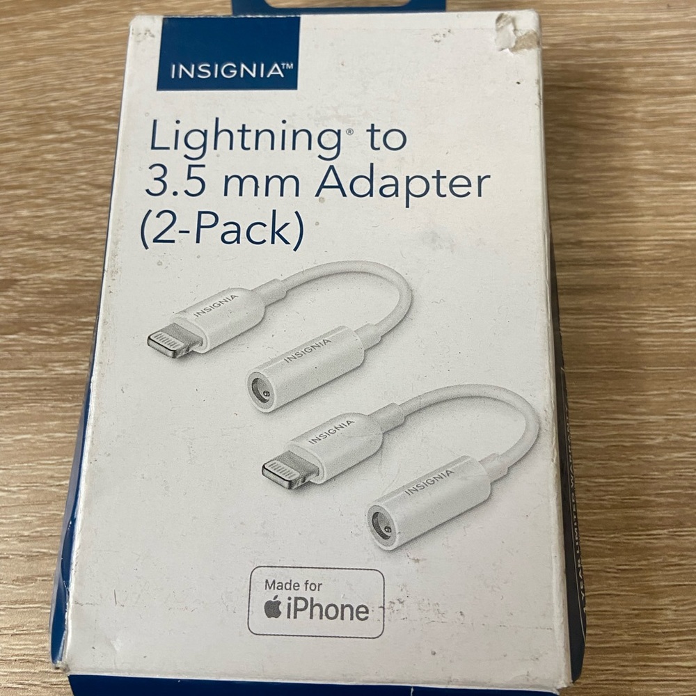 Lightning to 3.5mm adapter 2 pack